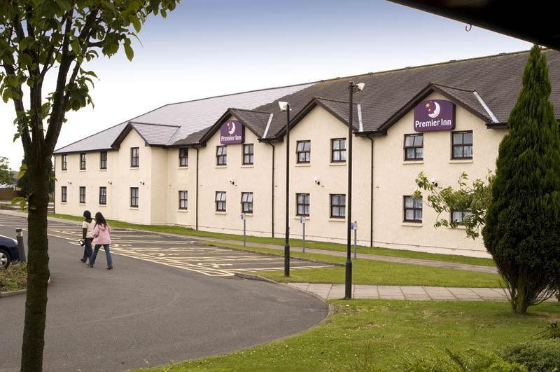 Premier Inn Glasgow - Bellshill Motherwell Exterior photo